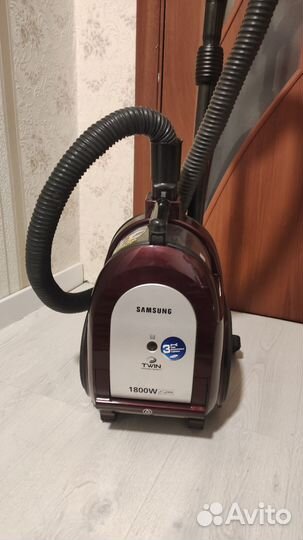 Пылесос Samsung 1800w