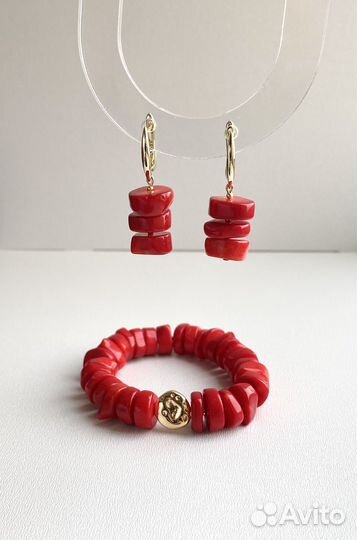 Браслет с натуральным кораллом