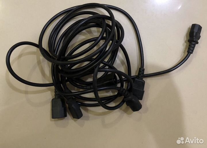 Сетевой кабель питания