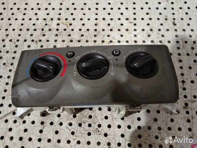 Блок управления печкой Renault Symbol 2 k4m