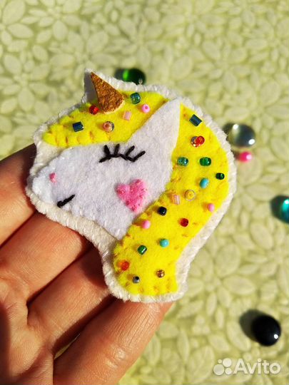 Брошки из фетра