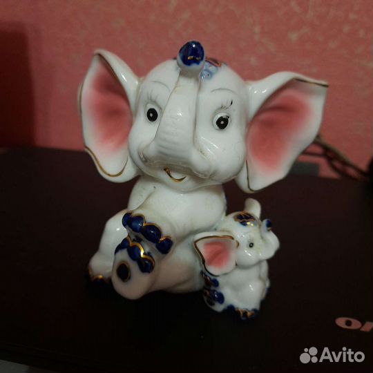 Статуэтка Слон и слононёк