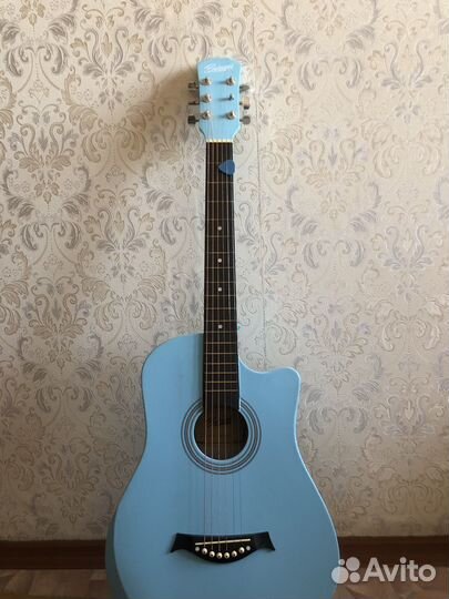 Акустическвя гитара belucci
