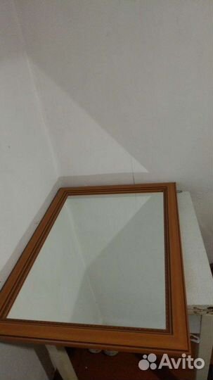 Зеркало в рамке