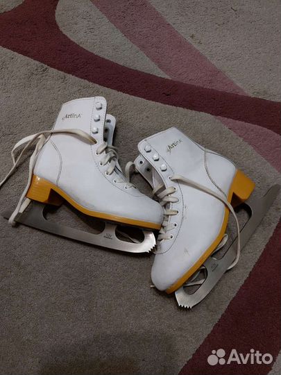 Коньки фигурные детские 35 размер