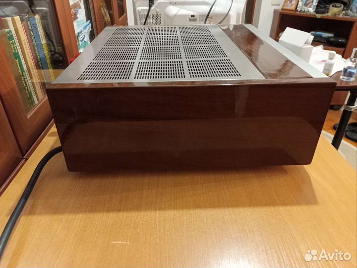 Интегральный усилитель Yamaha A-2000 а