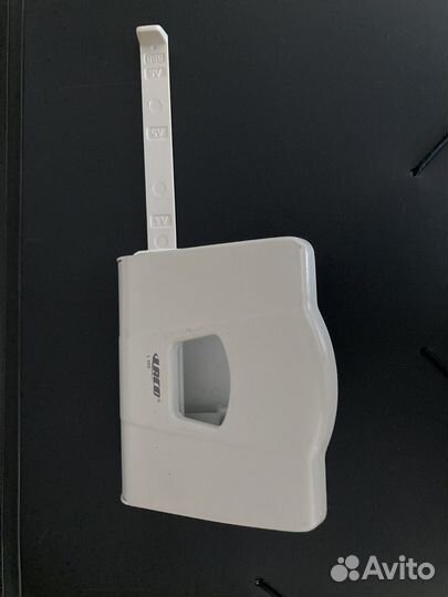 Степлеры и дырокол