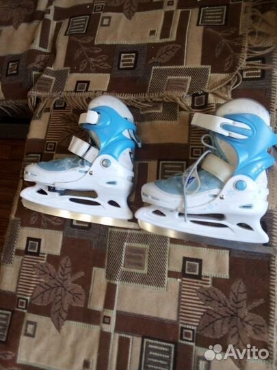 Продам коньки