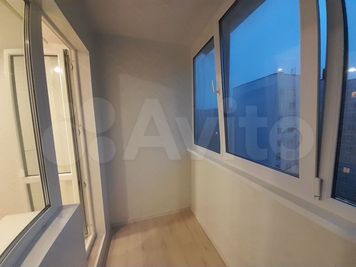 2-к. квартира, 51 м², 8/9 эт.