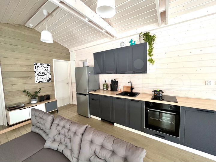 Дом 93 м² на участке 7,5 сот.