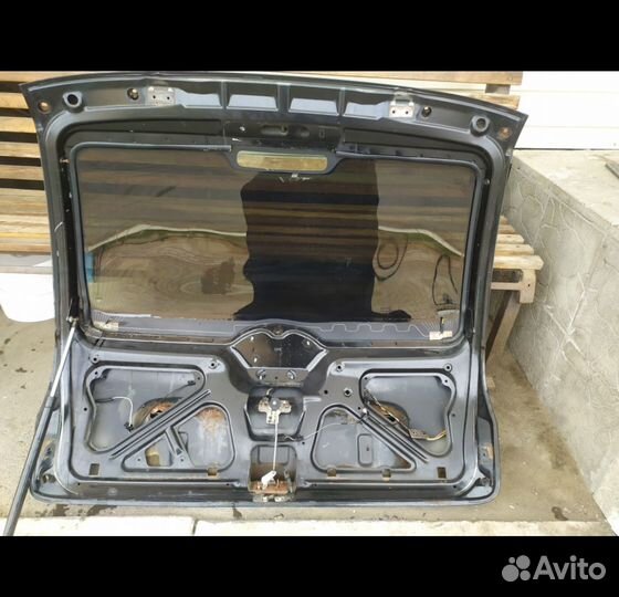 Стекло от задней двери багажника калина хэтчбек