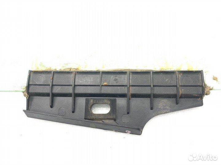 Стекло двери переднее левое Audi A6 C4 AAT