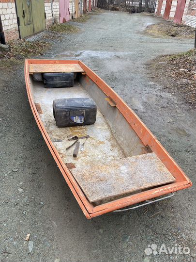 Лодка дюралевая