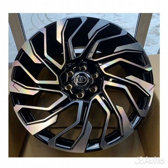 Диски на Toyota Land Cruier 300 R22