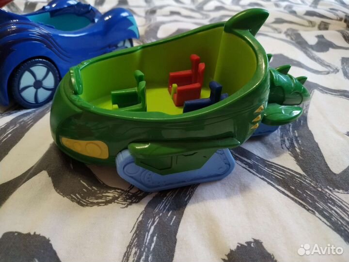 Герои в масках игрушки