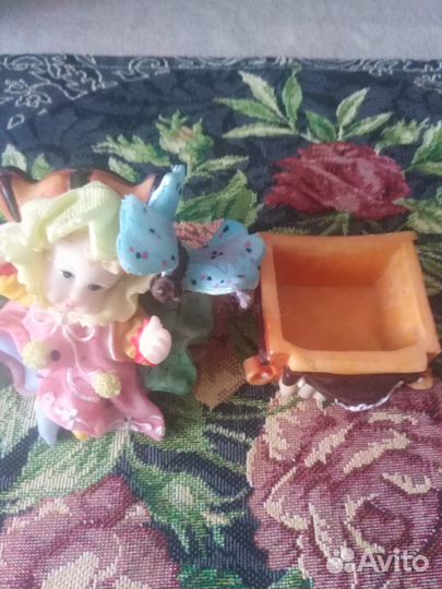 Фигурка - шкатулка