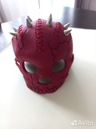 Маска из натуральной кожи