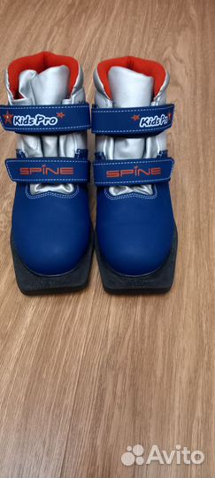 Лыжные ботинки