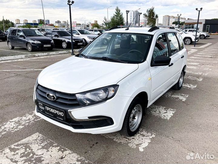LADA Granta 1.6 МТ, 2019, 64 000 км