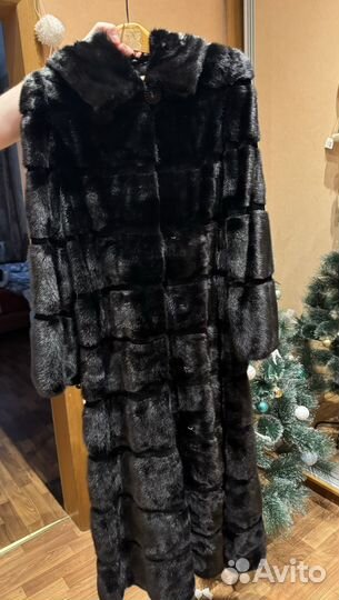 Шуба норковая с капюшоном 48