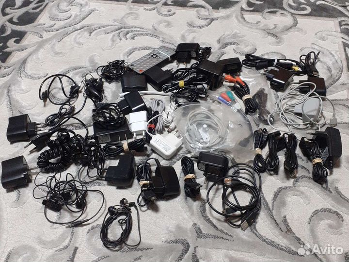 Блоки питания наушникипереходники от снарых теле