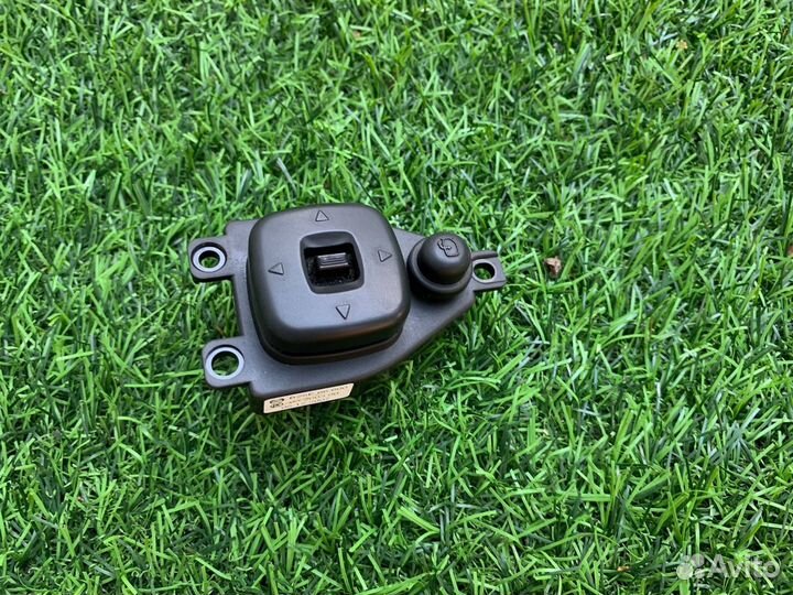 Кнопки регулировки зеркал Mazda 3 BK