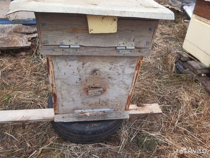 Домики (улеи)для пчел