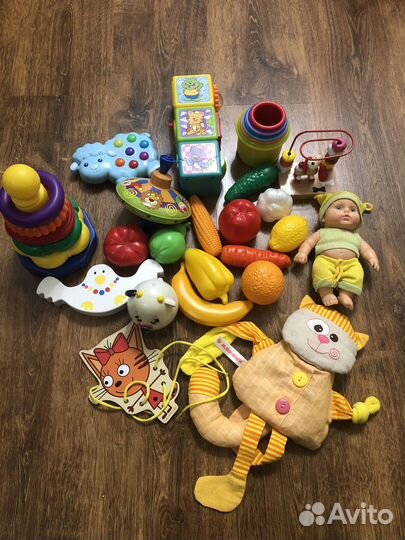 Игрушки развивающие для малышей