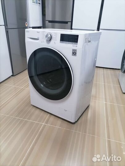 Стиральная машинка с сушкой новая LG F2V5NG0W 8 кг