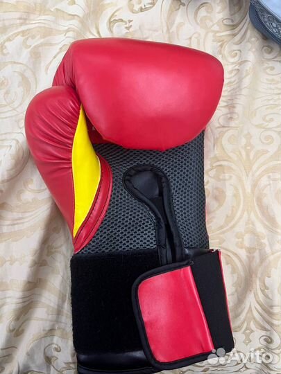 Боксерские перчатки everlast