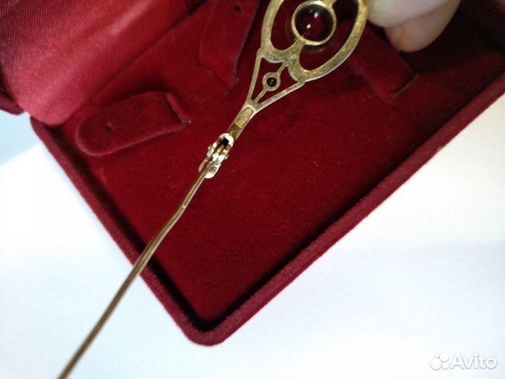 Винтажная СССР брошь из серебра с позолотой