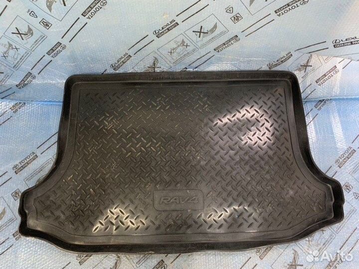 Коврик багажника Toyota Rav4 2013