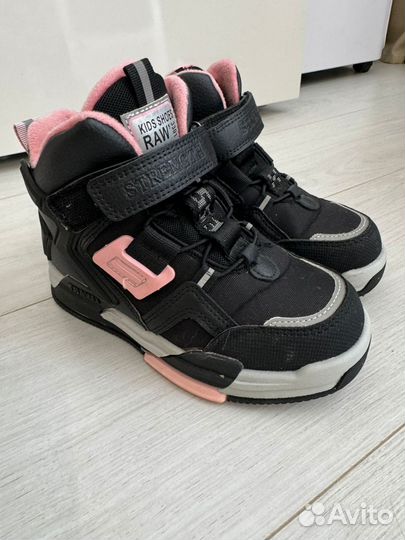 Ботинки демисезонные для девочки 31 размер