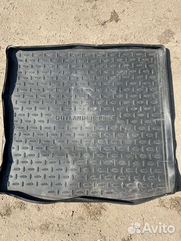 Ковер в багажник Mitsubishi Outlander 3
