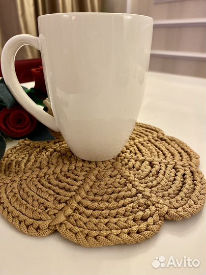 Сервировочные салфетки для стола.Плейсматы