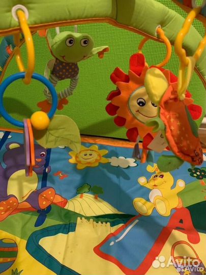 Развивающий коврик tiny love