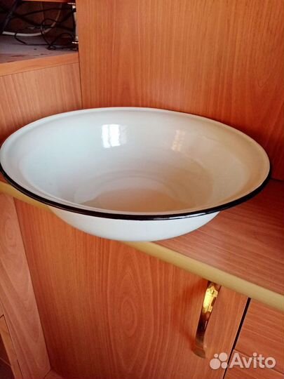 Тазик эмалированный СССР