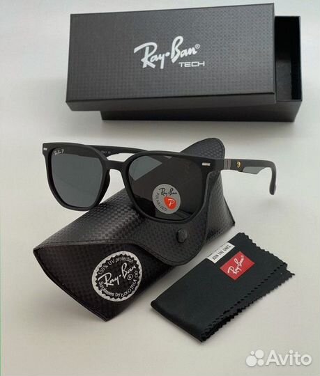 Солнцезащитные очки Ray Ban