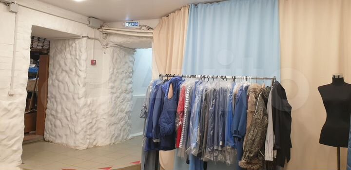 Торговая площадь, 159.7 м²