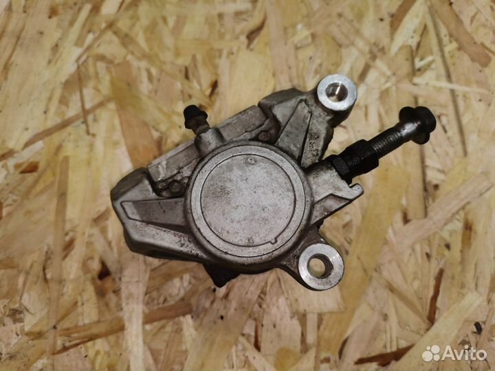 Суппорт зад Yamaha TDM 850-2 1996-2001