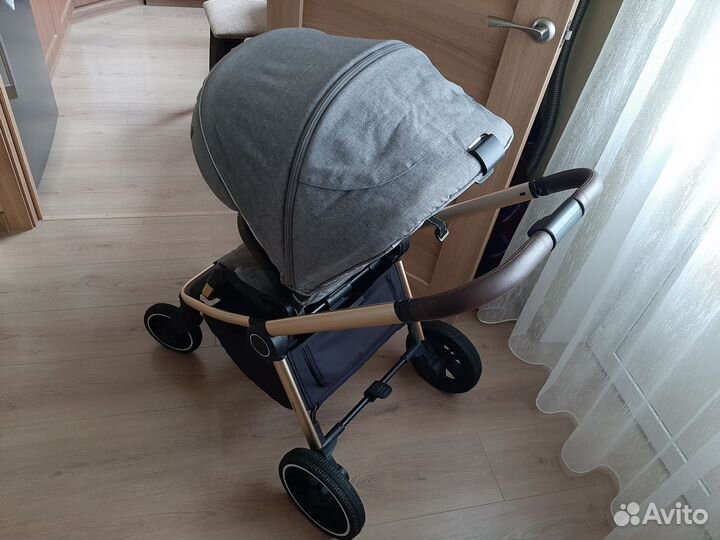 Прогулочная коляска carello epica