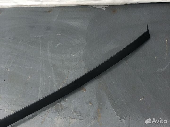 Молдинг крыш лев Focus 3