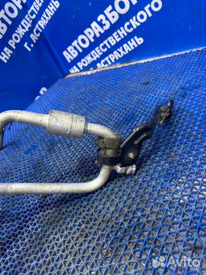 Трубка кондиционера Toyota Harrier кроссовер