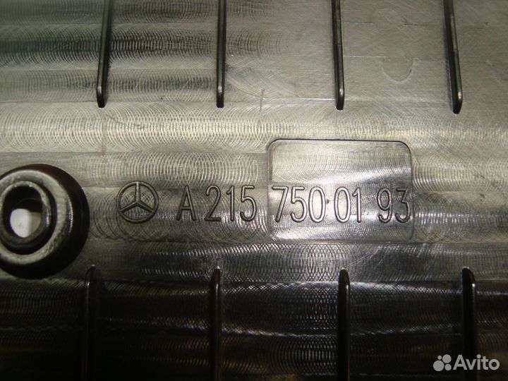 Накладка крышки багажника снизу C215 A2157500193