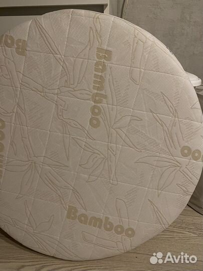 Матрас в круглую кроватку