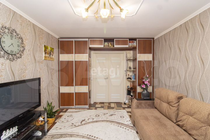3-к. квартира, 63 м², 5/5 эт.