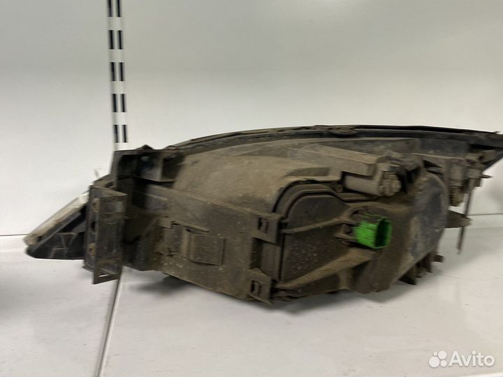 Фара правая и левая Ford Mondeo 3