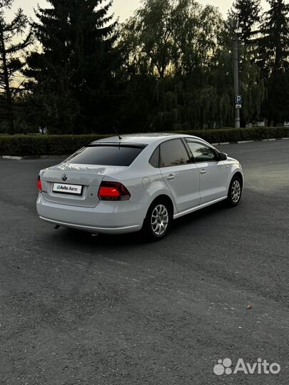 Volkswagen Polo 1.6 AT, 2013, 218 000 км