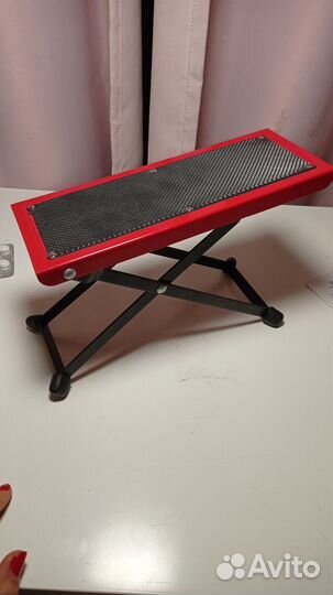 Подножка для гитары