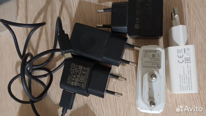 Зарядные блоки USB оригинальные